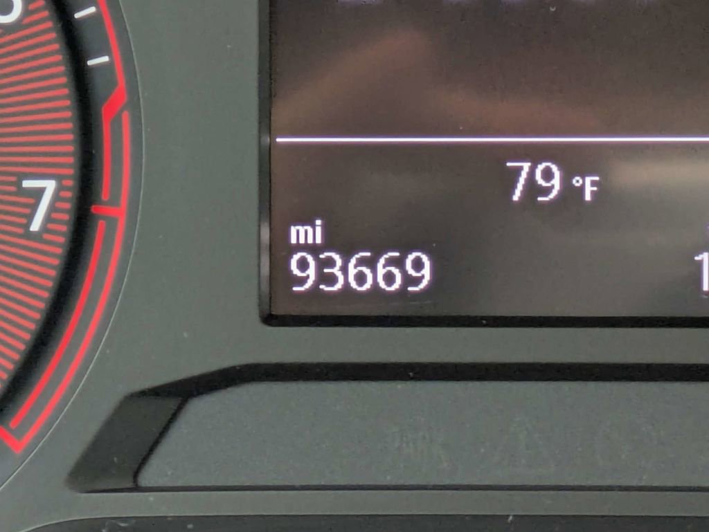 Used 2019 Volkswagen Jetta SE FWD image 38