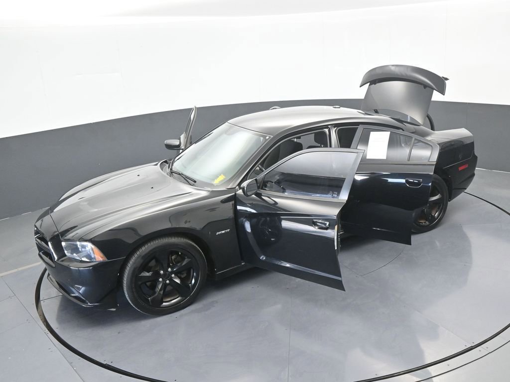 Used 2014 Dodge Charger R/T w/ Blacktop Package image 62