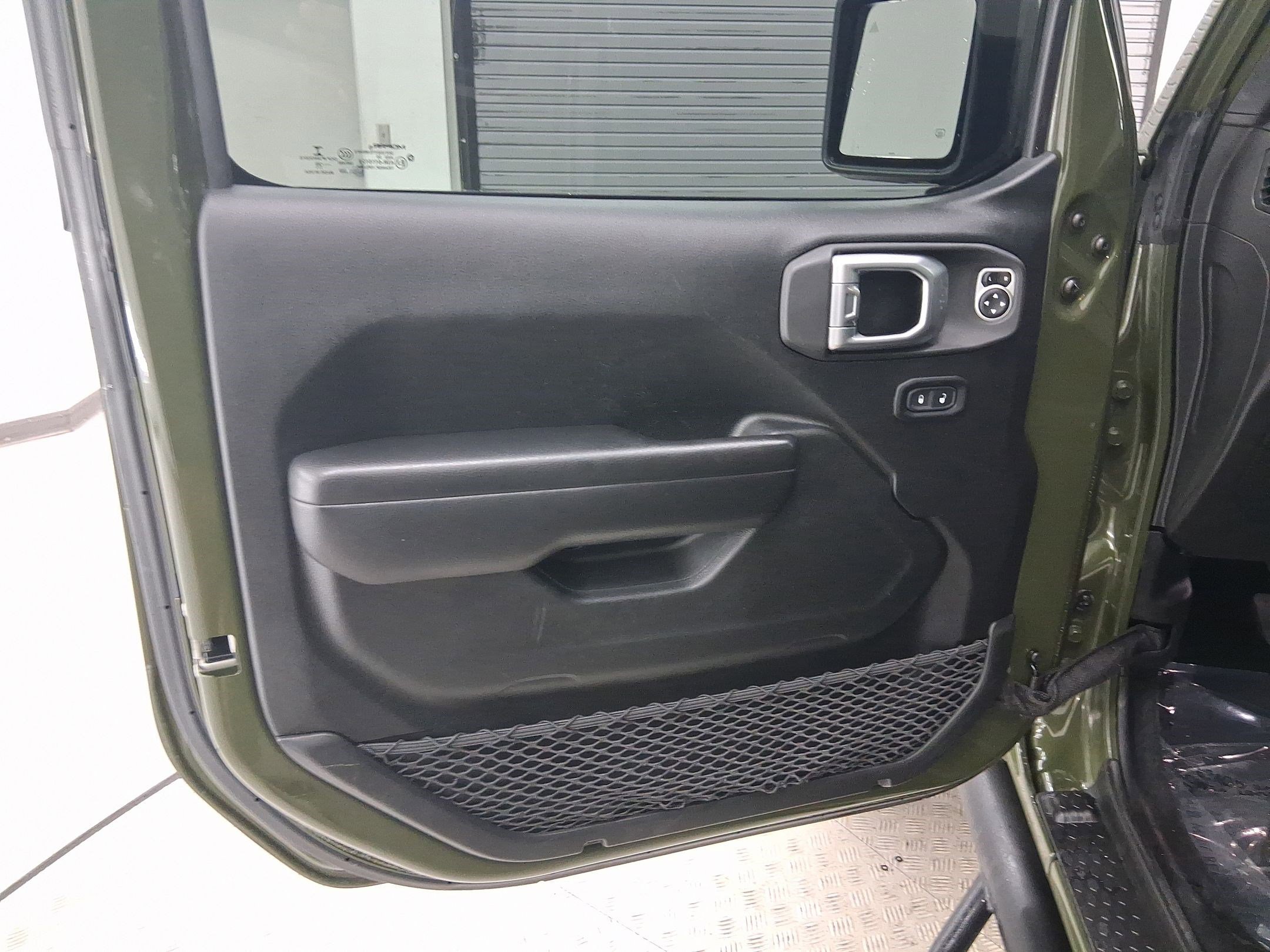 Used 2020 Jeep Wrangler Willys image 20