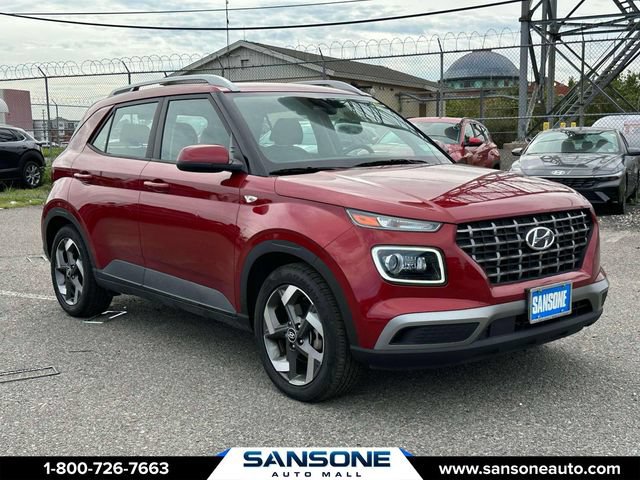 Certified 2023 Hyundai Venue Limited w/ Cargo Package FWD image 1