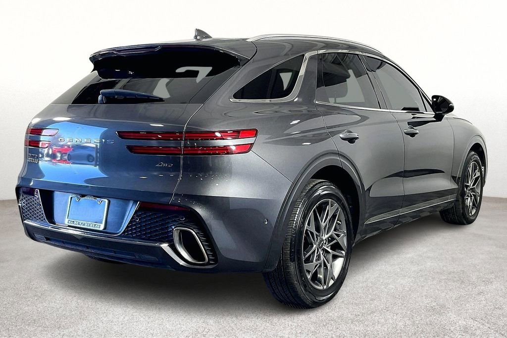 Used 2022 Genesis GV70 2.5T w/ Advanced Package image 2