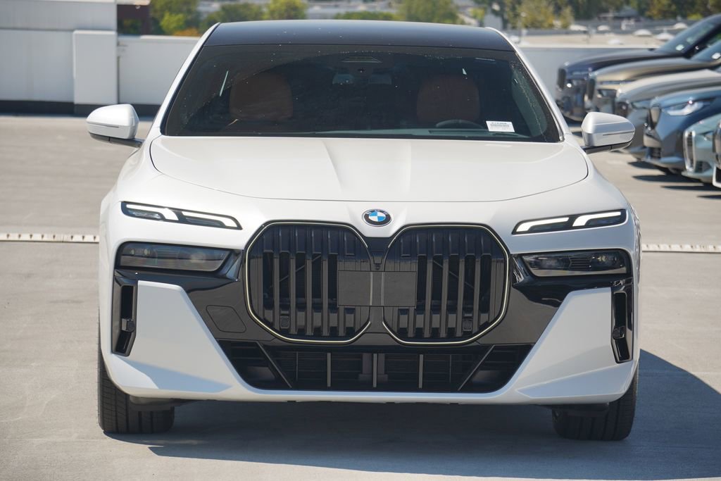 New 2026 BMW 740i w/ Premium Package image 2