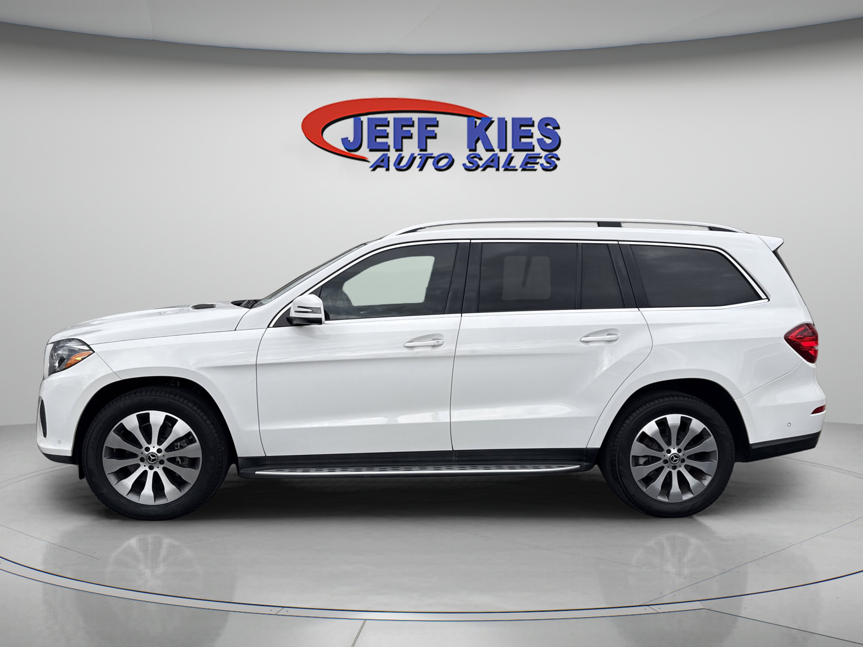 Used 2019 Mercedes-Benz GLS 450 4MATIC image 4