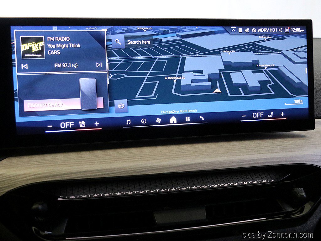 Used 2025 BMW 330i xDrive Sedan w/ Premium Package image 19