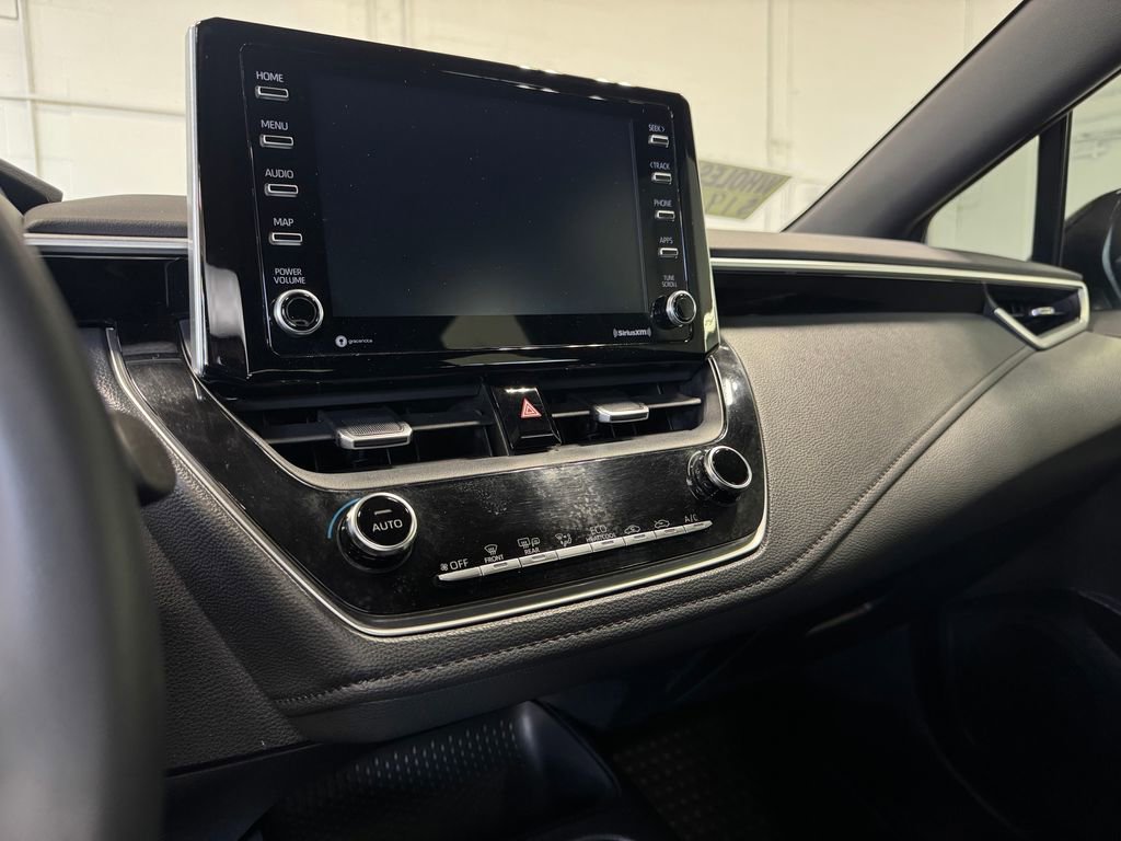 Used 2021 Toyota Corolla SE FWD image 19
