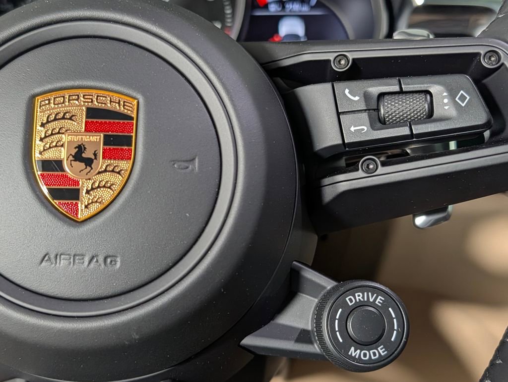 New 2026 Porsche Macan Turbo image 38