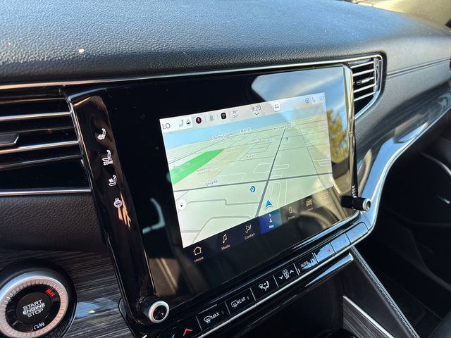 Used 2022 Jeep Wagoneer Series III w/ Flexible Seating Group image 22