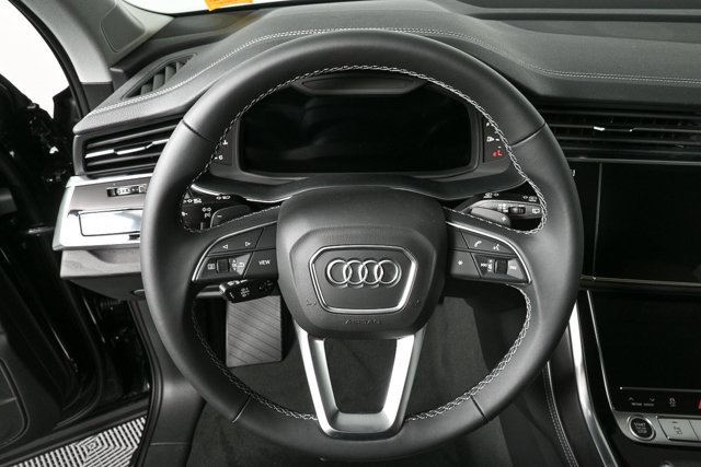 New 2025 Audi Q7 3.0T Premium Plus image 9