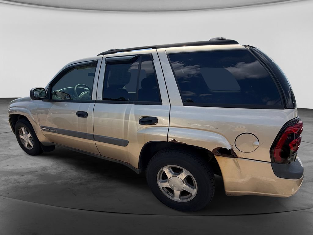 Used 2004 Chevrolet TrailBlazer LS w/ LS Preferred Equipment Group AWD/4WD image 6