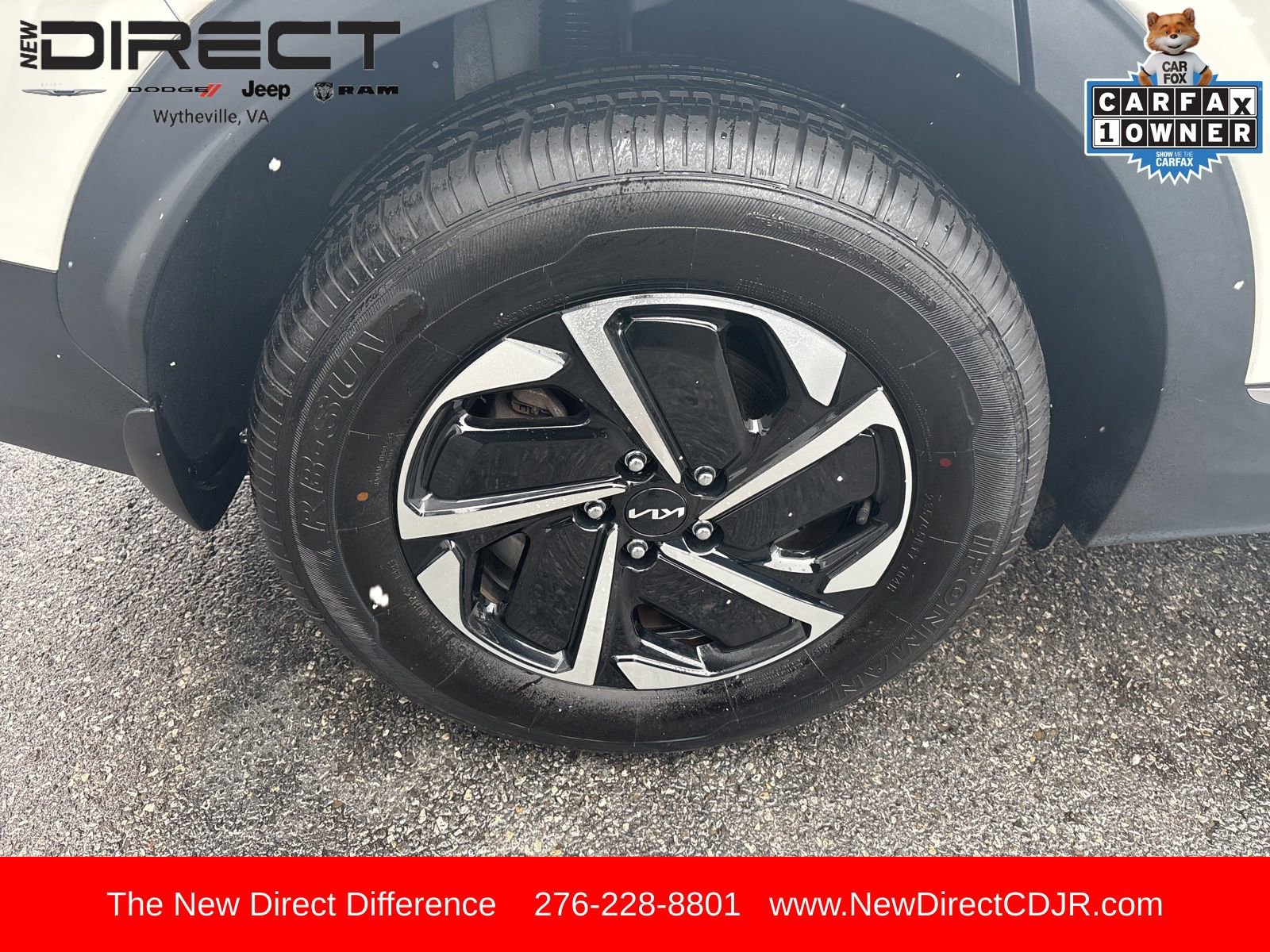 Used 2023 Kia Sportage LX image 6