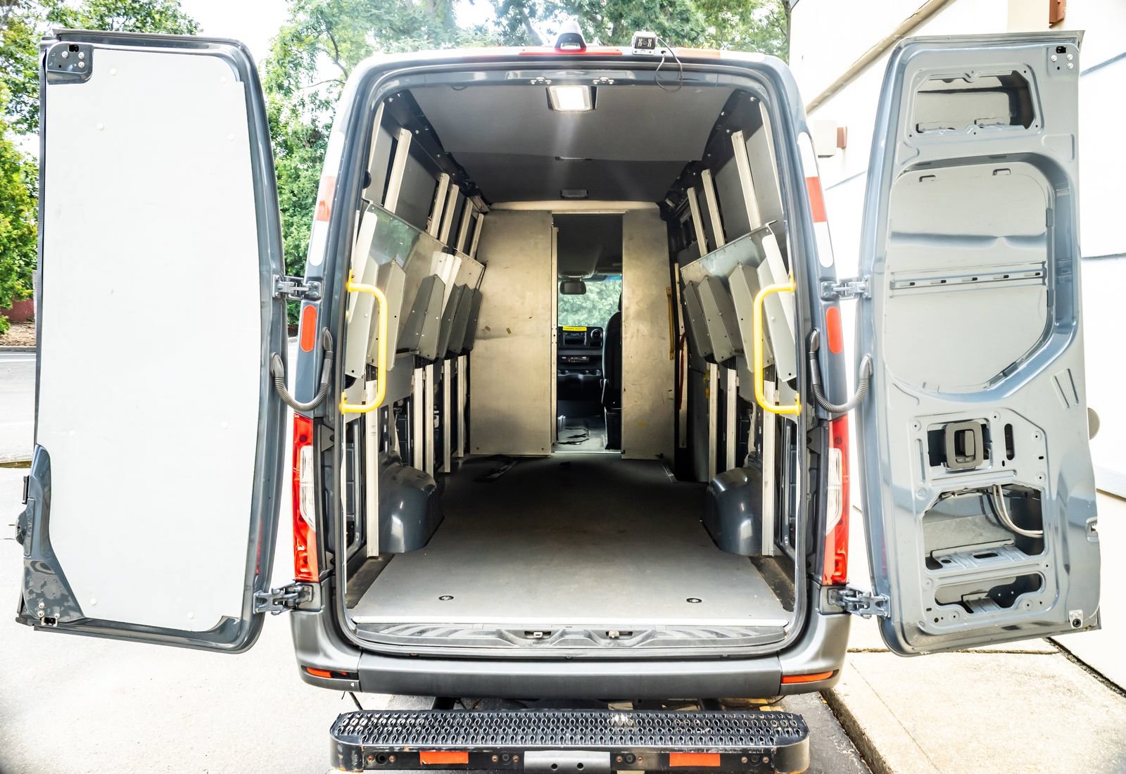 Used 2019 Mercedes-Benz Sprinter 170 image 20