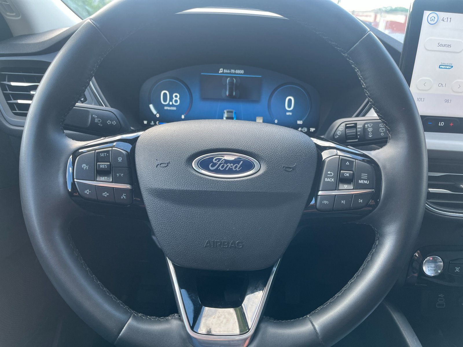 Used 2024 Ford Escape Platinum AWD/4WD image 25