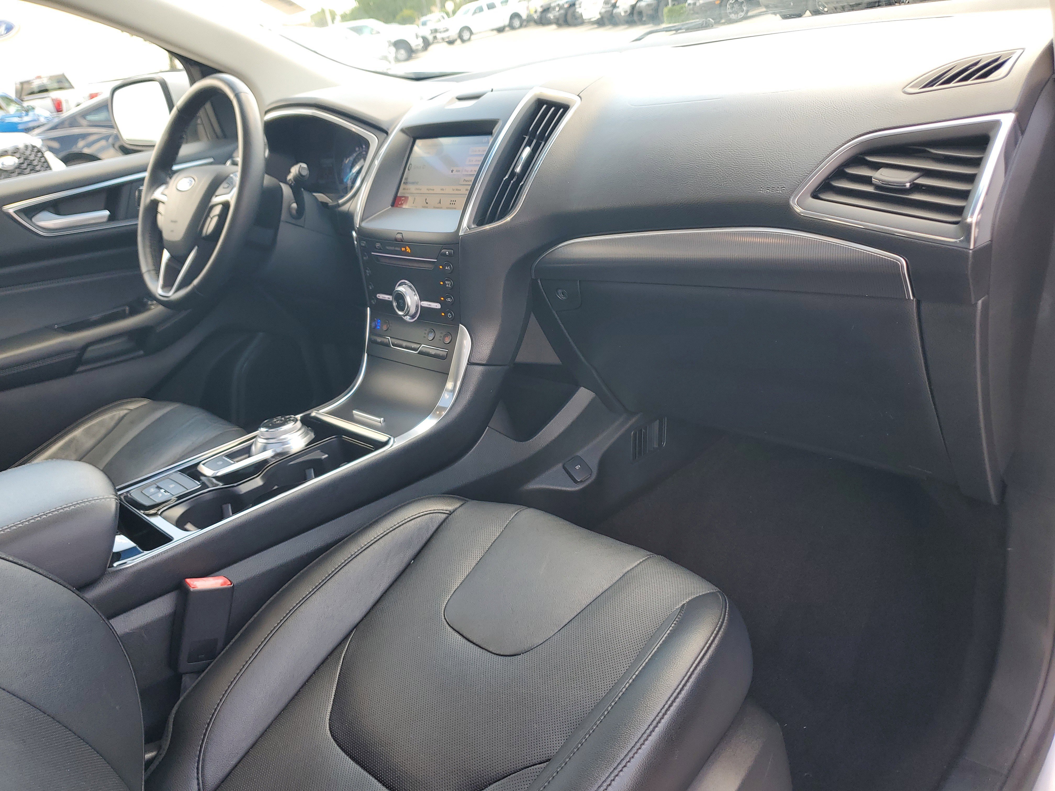 Used 2019 Ford Edge Titanium w/ Equipment Group 301A image 19