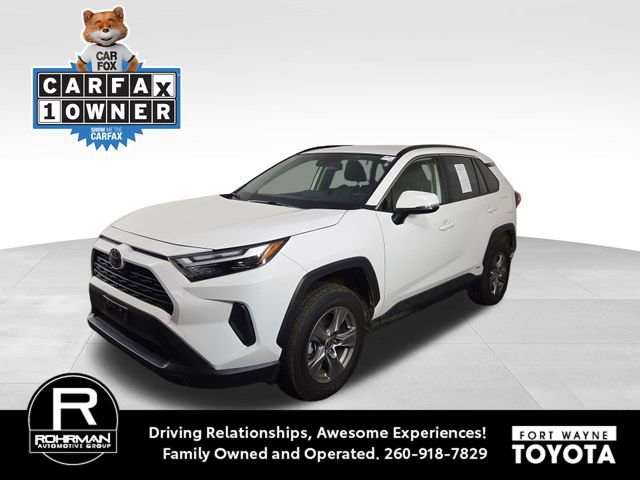 Used 2025 Toyota RAV4 XLE image 1