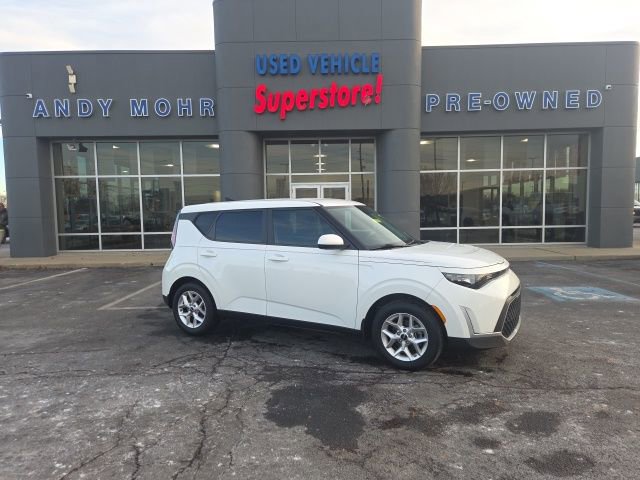 Used 2024 Kia Soul LX w/ Option Group 015 video 1