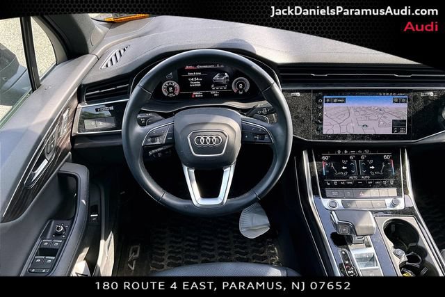 Used 2023 Audi Q7 2.0T Premium Plus w/ Premium Plus Package AWD/4WD image 5