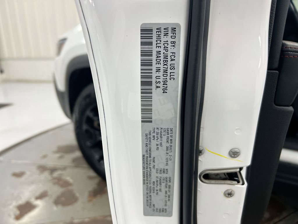 Used 2021 Jeep Cherokee Trailhawk w/ Sun, Sound & Nav Group image 29