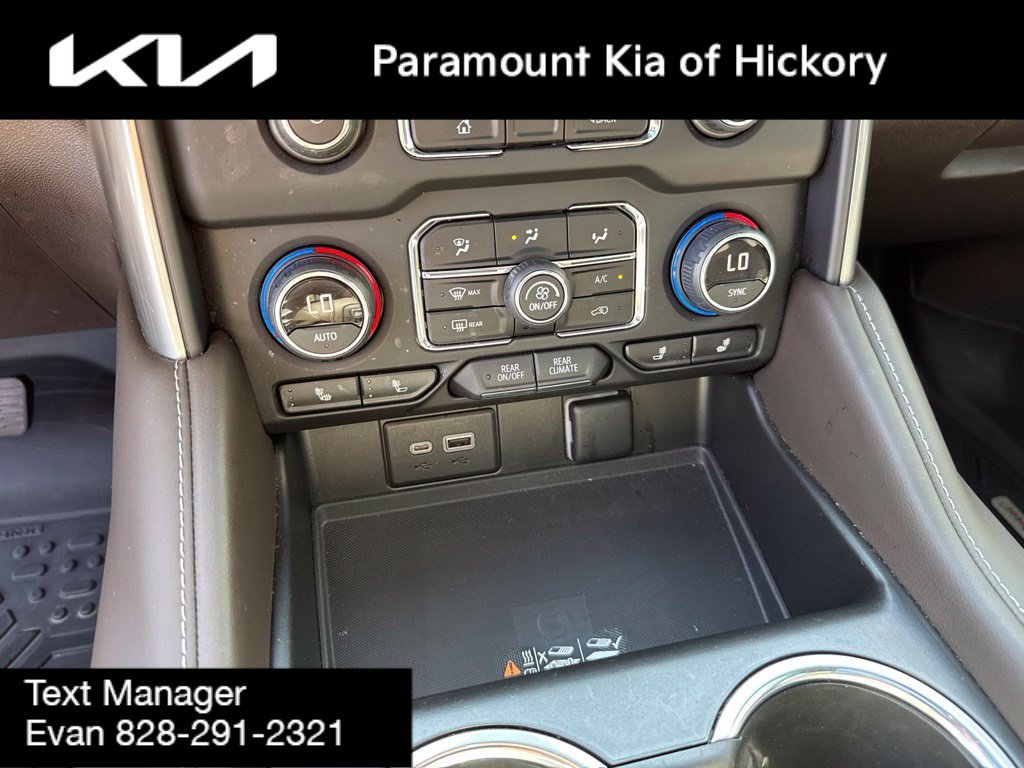 Used 2022 Chevrolet Tahoe Z71 w/ Luxury Package AWD/4WD image 28