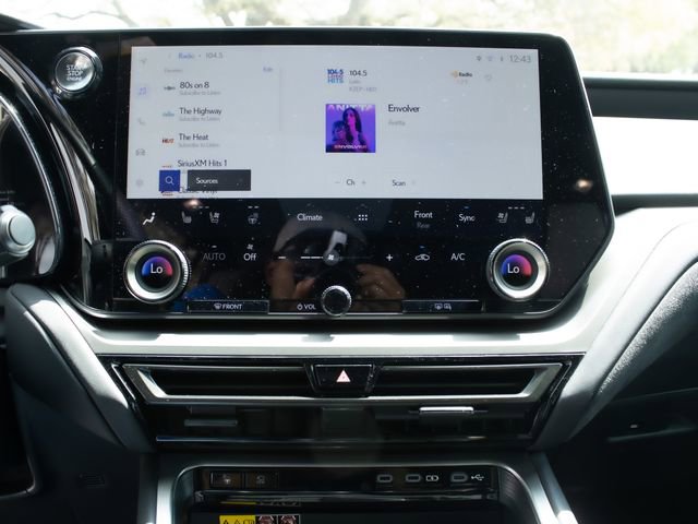 Used 2025 Lexus TX 350 AWD w/ Technology Package image 15