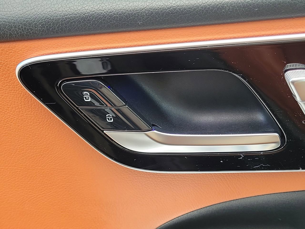 Certified 2022 Mercedes-Benz C 300 Sedan image 23