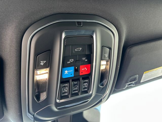 New 2026 Jeep Grand Cherokee Limited w/ Limited Altitude Package image 27