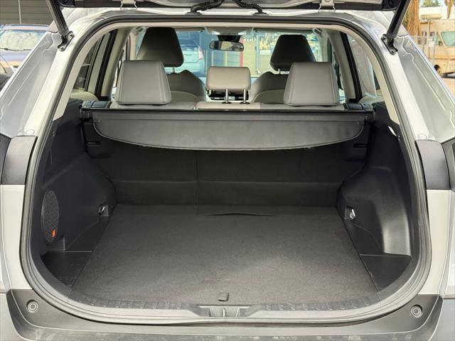 Certified 2019 Toyota RAV4 XLE Premium w/ Carpet Mat Package FWD image 16