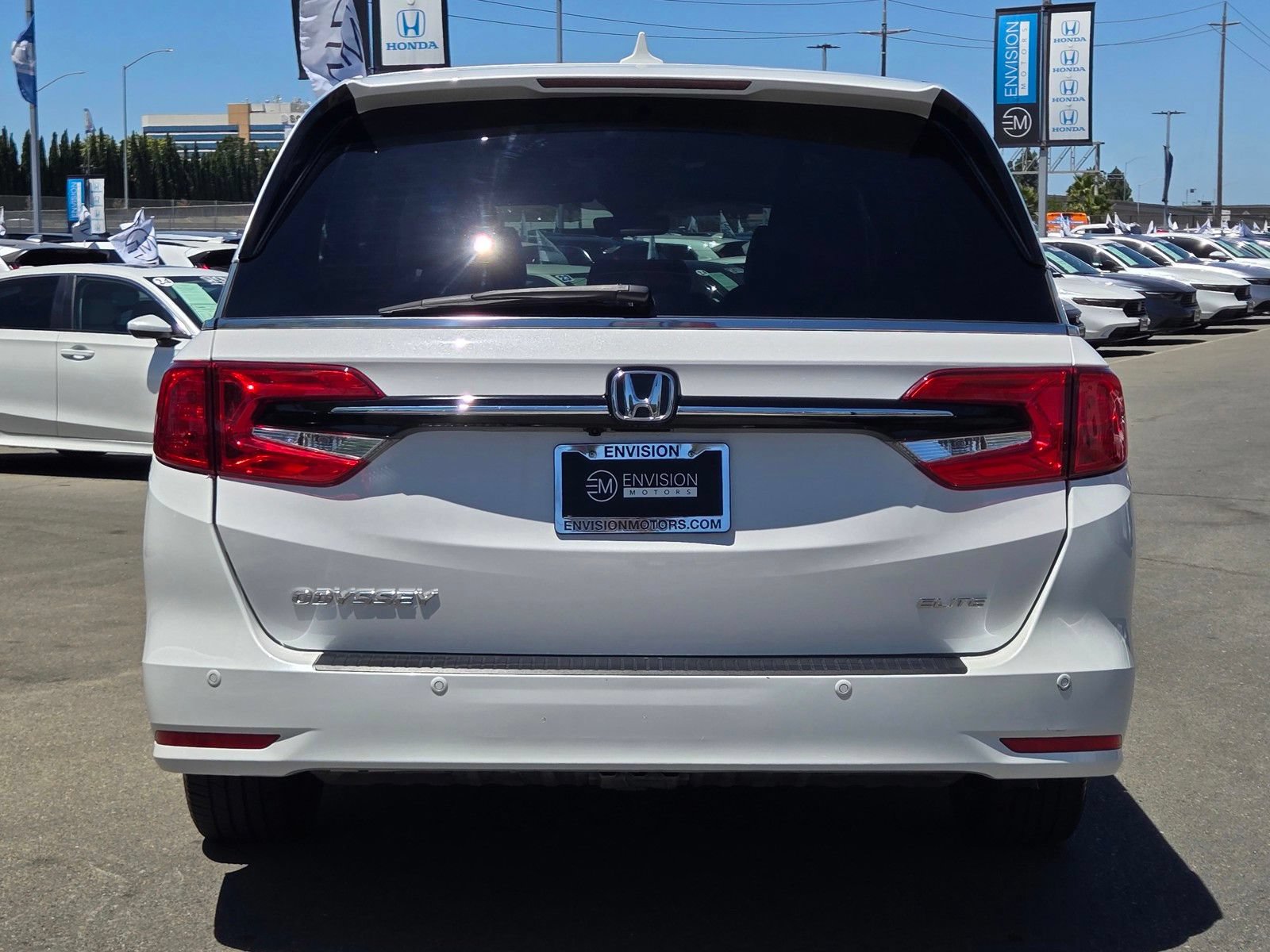 Used 2023 Honda Odyssey Elite image 6