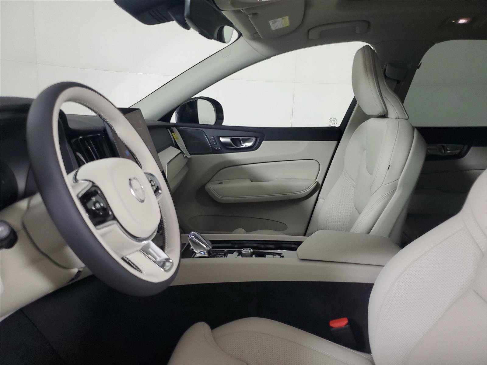 New 2026 Volvo XC60 B5 Ultra w/ Protection Package Premier AWD/4WD image 22