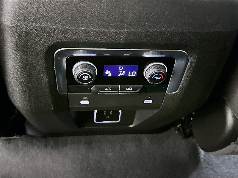 Used 2024 Chevrolet Tahoe LT image 26