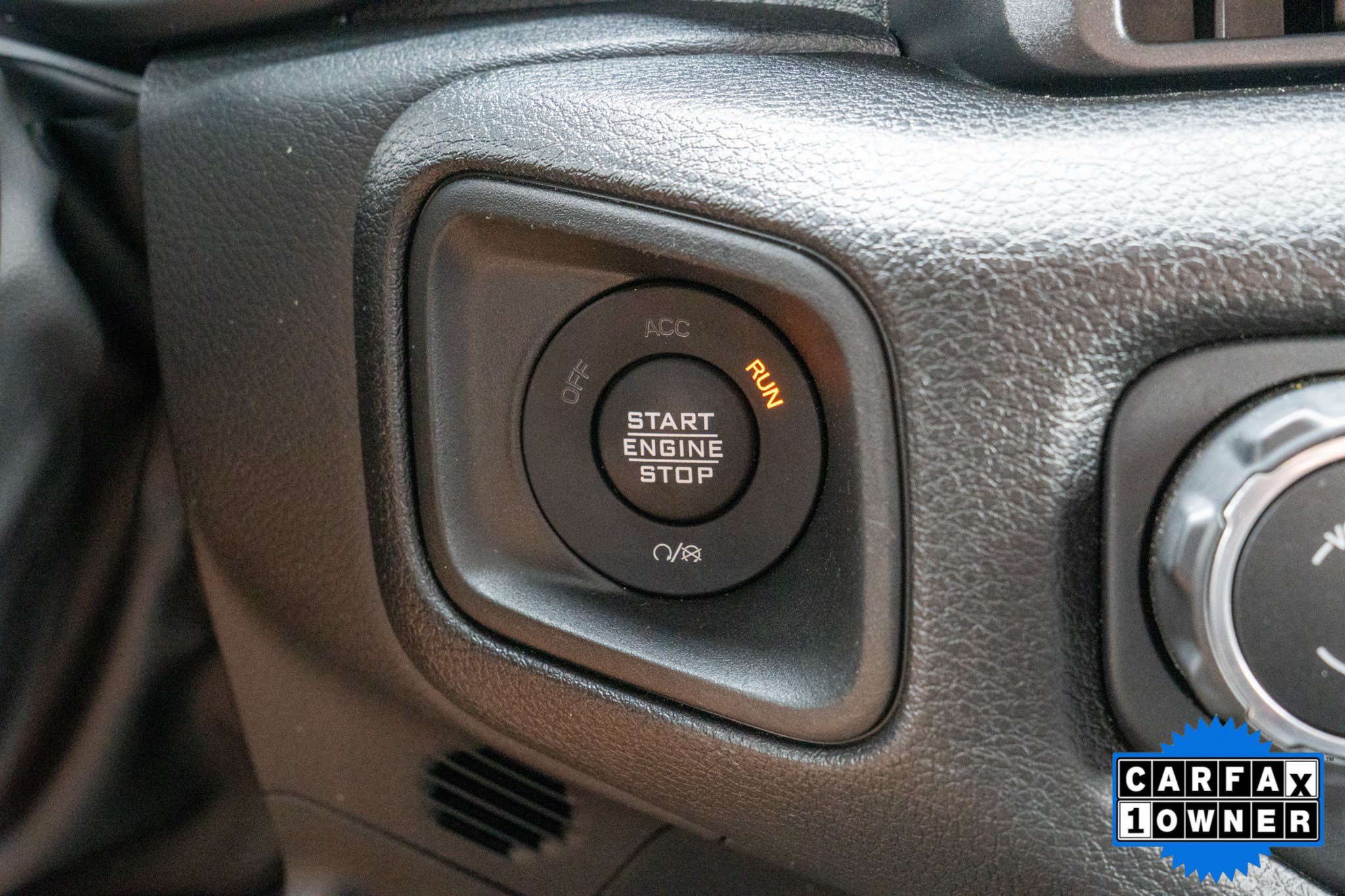 Used 2025 Jeep Gladiator Sport AWD/4WD image 27
