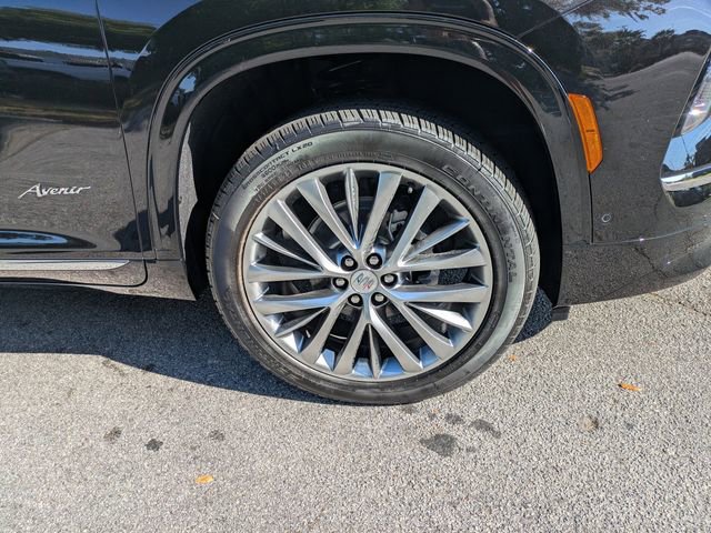 New 2026 Buick Enclave Avenir w/ Super Cruise Package FWD image 12