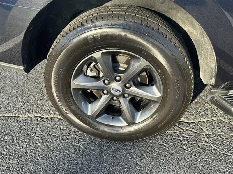 Used 2021 Ford Expedition XL image 30