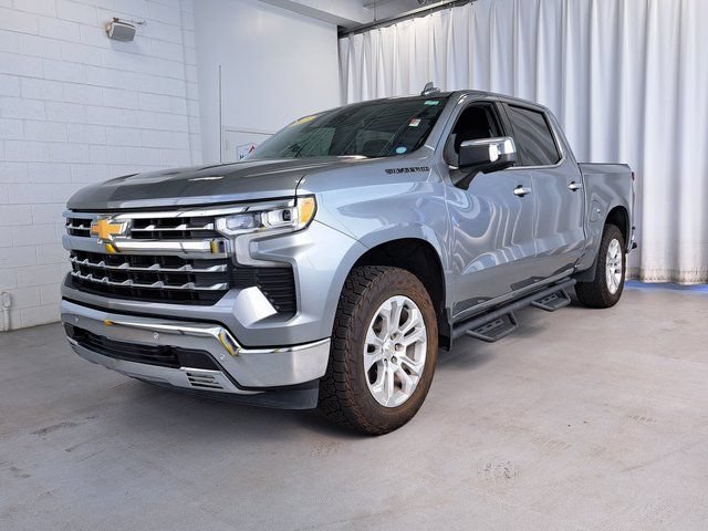Used 2023 Chevrolet Silverado 1500 LTZ AWD/4WD image 2