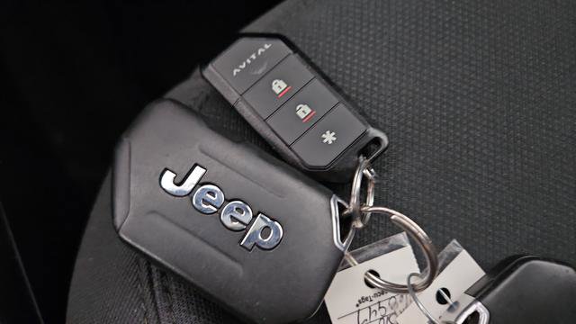 Used 2018 Jeep Wrangler Unlimited Sport AWD/4WD image 20