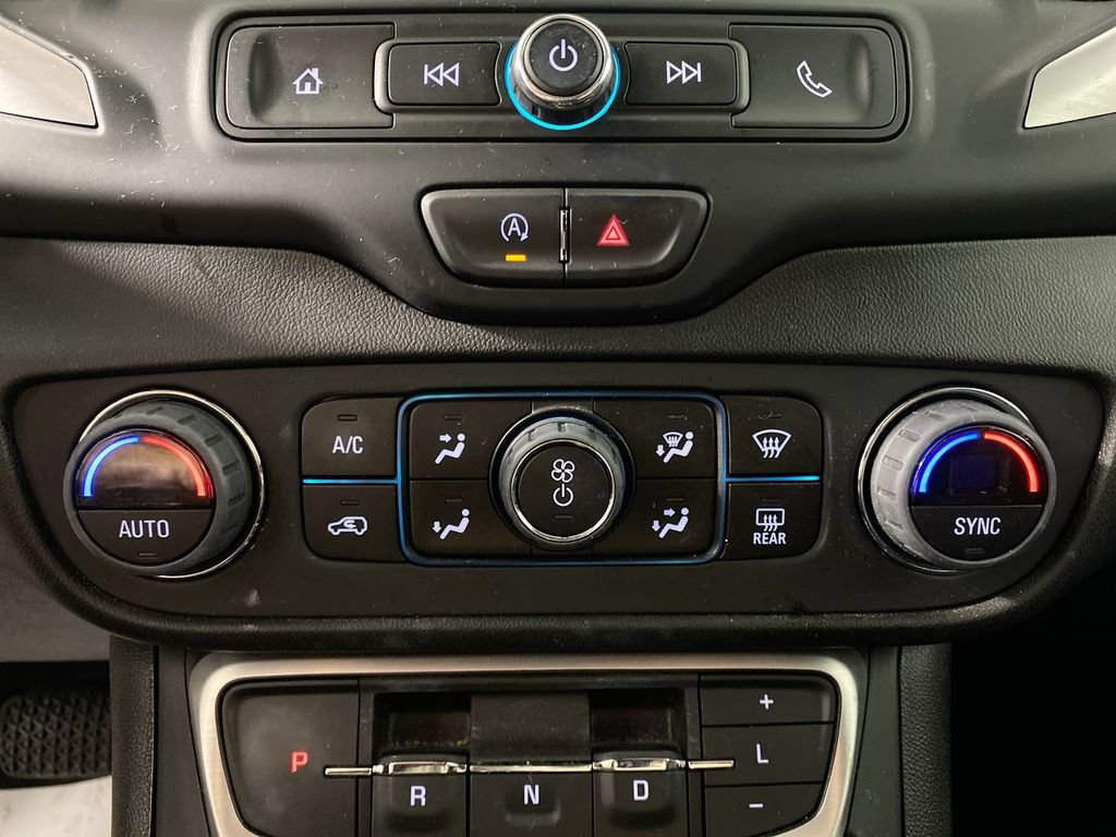 Certified 2023 GMC Terrain SLE w/ Driver Convenience Package FWD image 18