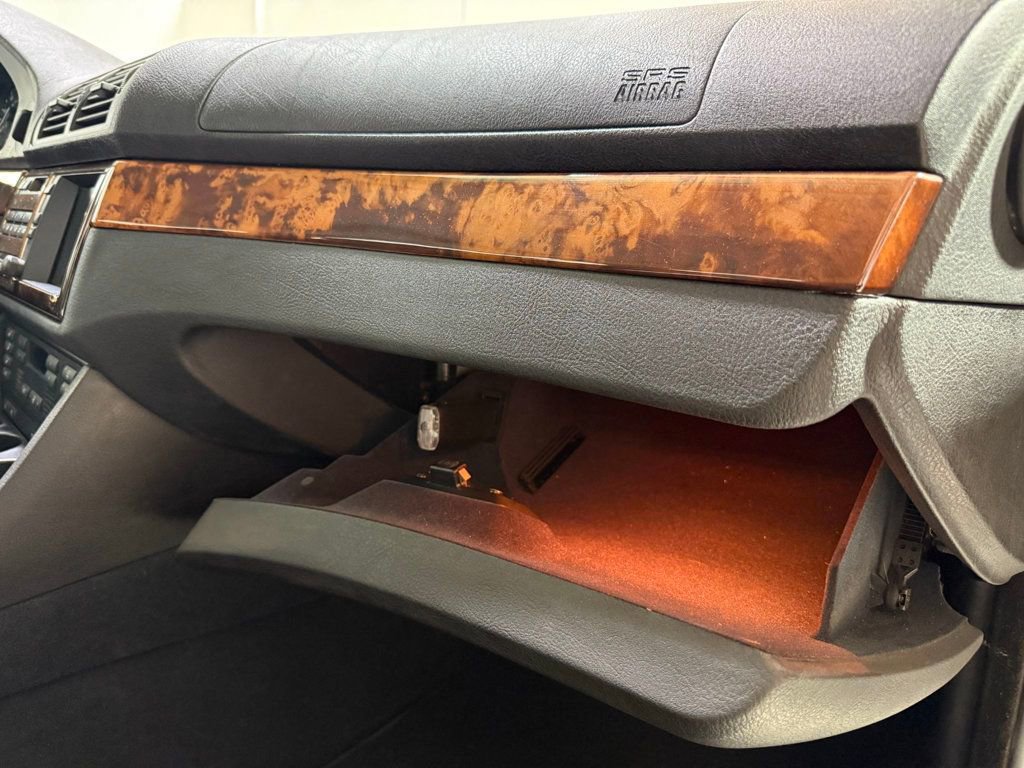 Used 2000 BMW 540i Sedan image 42