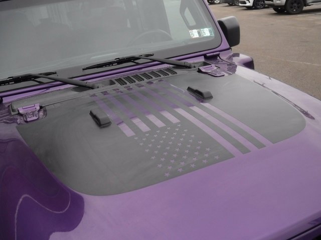 Used 2023 Jeep Wrangler Unlimited Sahara w/ Cold Weather Group image 11