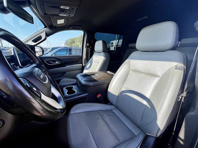 Used 2022 GMC Yukon XL SLT w/ SLT Luxury Package RWD image 11