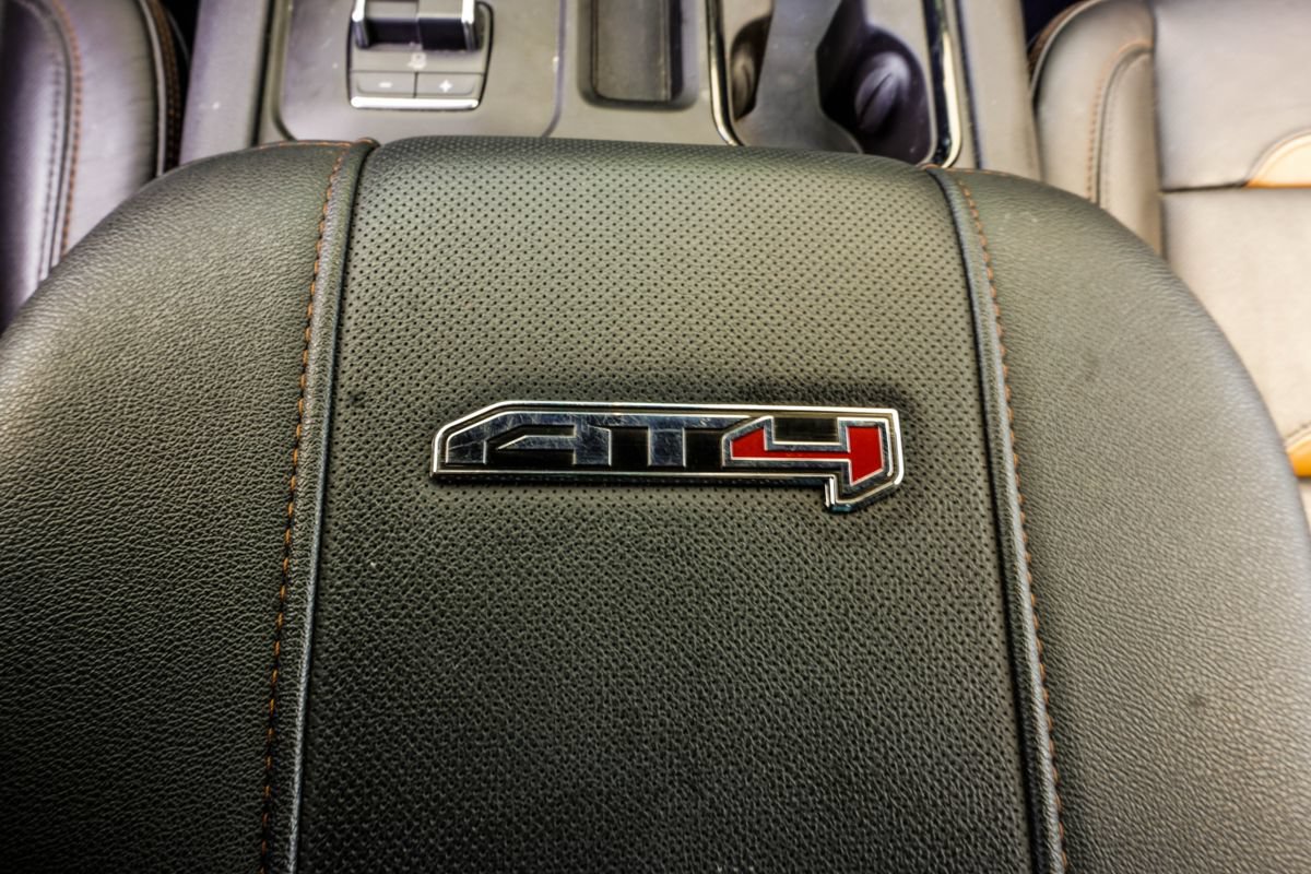 Used 2024 GMC Sierra 2500 AT4 w/ AT4 Premium Plus Package AWD/4WD image 22