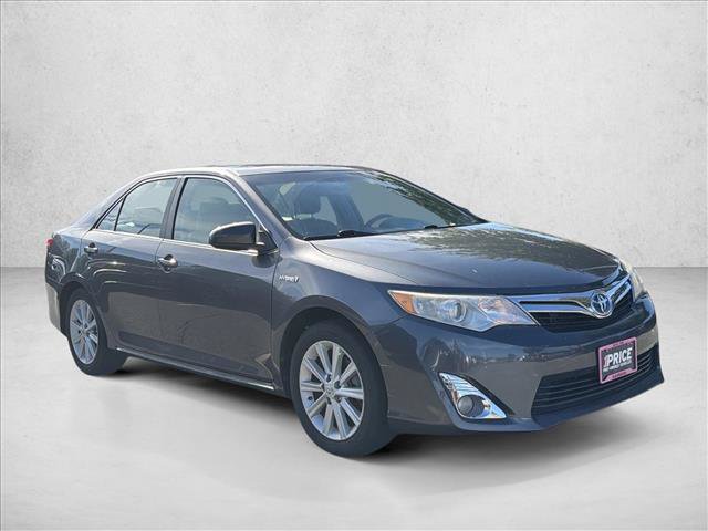 Used 2014 Toyota Camry XLE w/ Leather Package FWD image 3