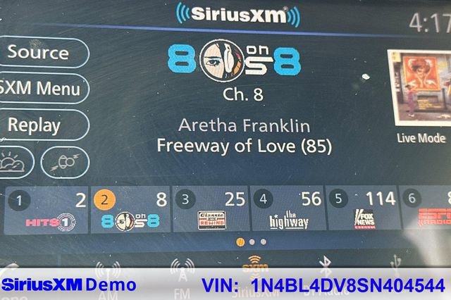 Used 2025 Nissan Altima 2.5 SV FWD image 34