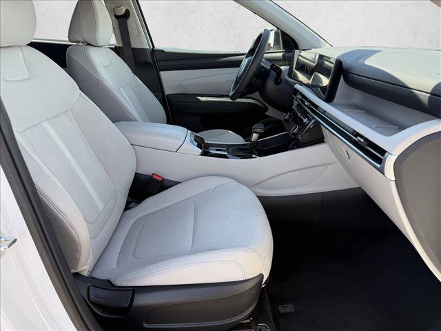 Used 2025 Hyundai Tucson SEL FWD image 11