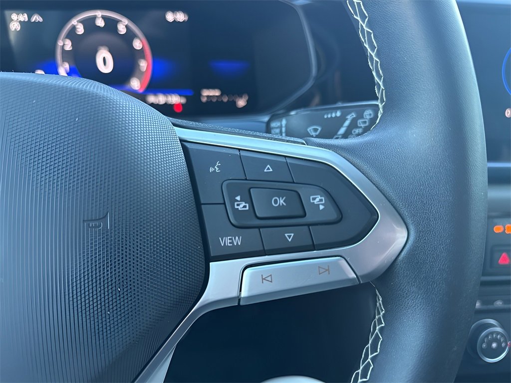 Used 2022 Volkswagen Taos SE image 13