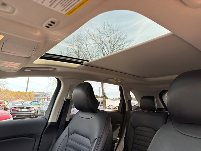 Used 2017 Ford Edge SEL w/ Equipment Group 201A image 27