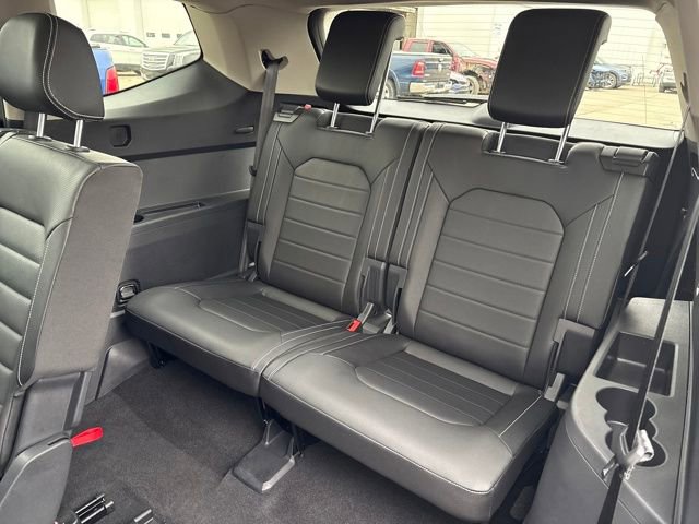 Used 2025 Volkswagen Atlas SEL image 25