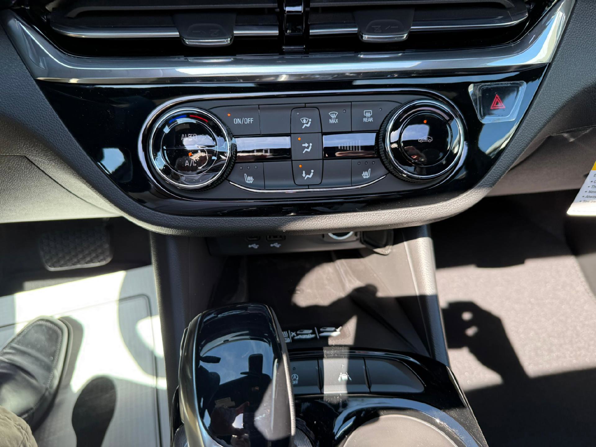 New 2026 Buick Envista Sport Touring w/ Convenience I Package FWD image 17