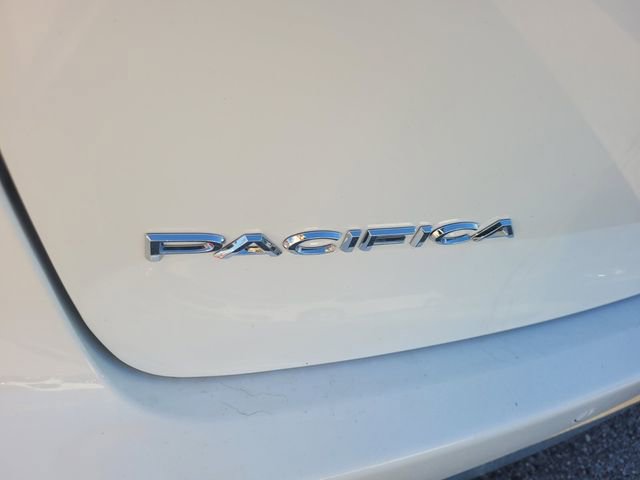 New 2026 Chrysler Pacifica Select FWD image 10