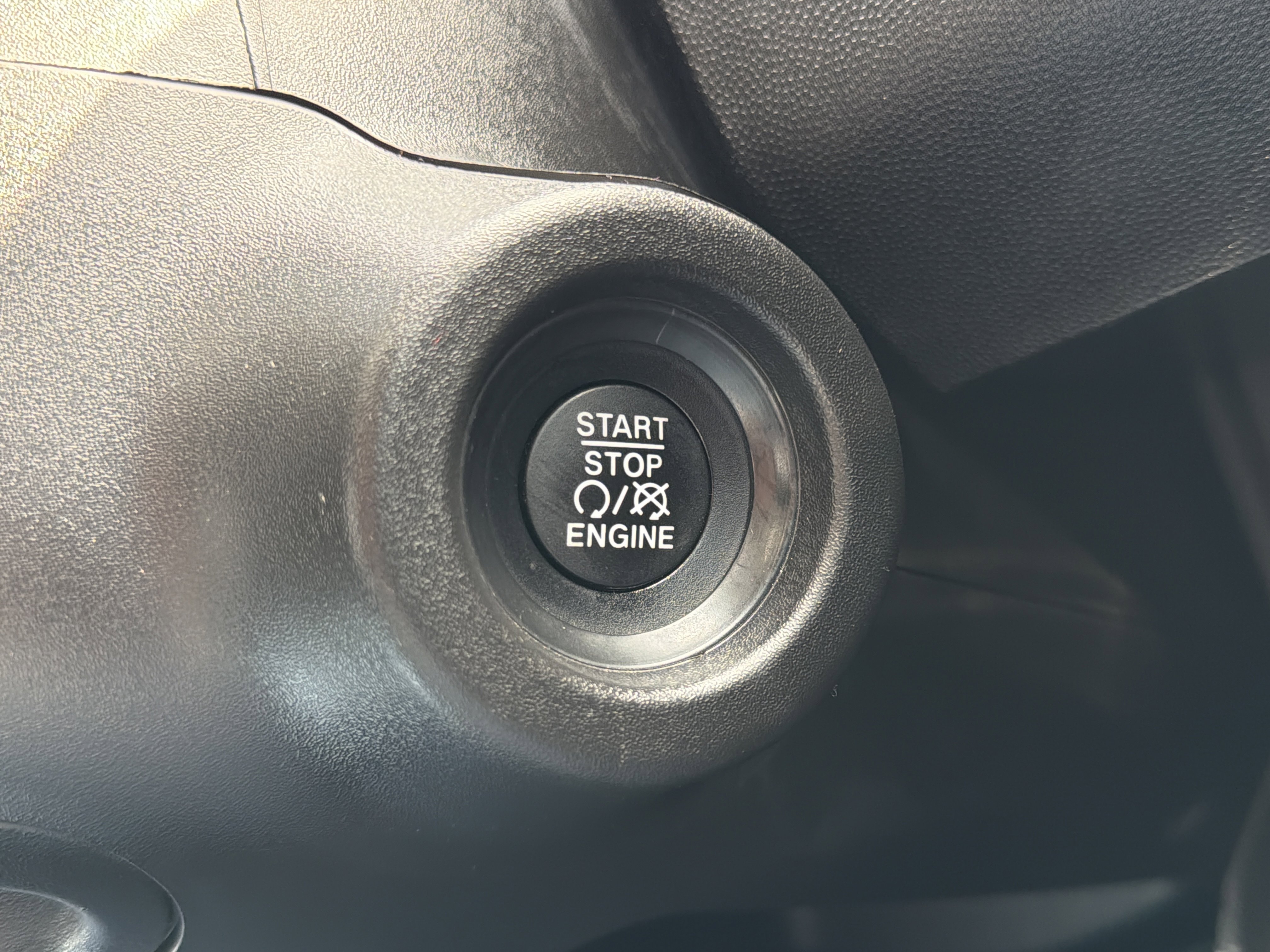 Used 2023 RAM ProMaster 1500 w/ Driver Convenience Group image 22