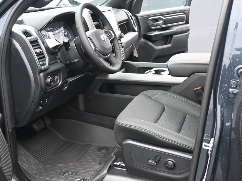 New 2026 RAM 1500 Big Horn AWD/4WD image 14