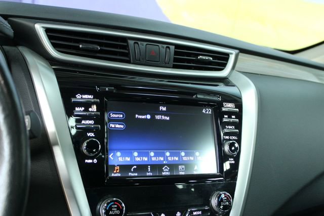 Used 2018 Nissan Murano SV AWD/4WD image 19